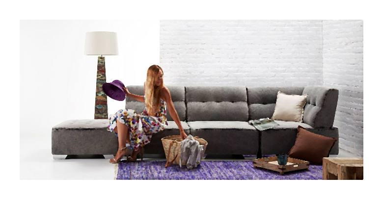 Styl industrialny i sofy z jeansu do industrialnego salonu